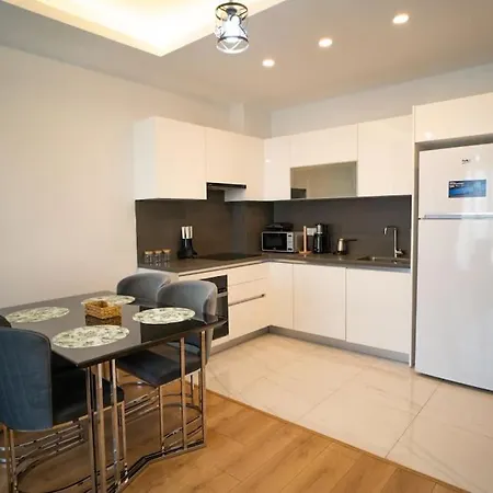 3.istanbul: 1.b Luxury Apt In Kayasehir * 이스탄불