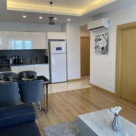 3.istanbul: 1.b Luxury Apt In Kayasehir Appartamento