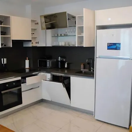 3.istanbul: 1.b Luxury Apt In Kayasehir * Provincia di Istanbul
